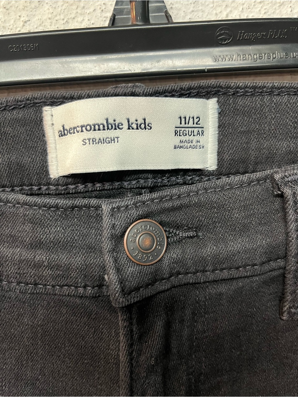 abercrombie kids Black Straight Jeans with Knee Detail - Picture 3 of 6